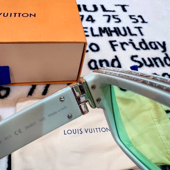 Louis Vuitton Limited Edition 1:1 Millionaire Zeiss Lens Sunglasses - Pale Green - Picture 10 of 14